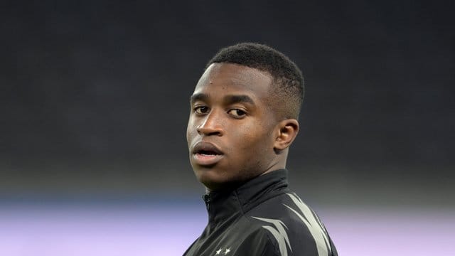 BVB-Talent Youssoufa Moukoko steht nicht in der Startelf gegen Hertha BSC. BVB-Talent Youssoufa Moukoko steht nicht in der Startelf gegen Hertha BSC.