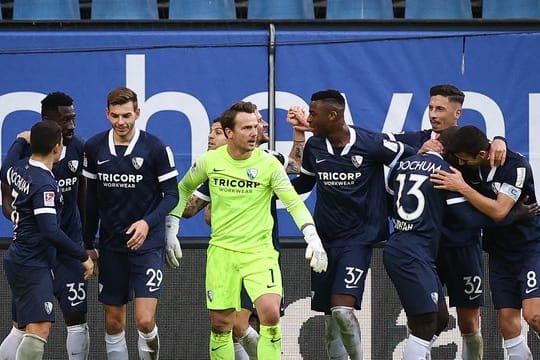 Der VfL Bochum fügte dem HSV die erste Saisonniederlage bei.