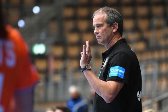 Henk Groener ist der Trainer der deutschen Handballerinnen.