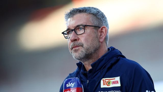 "Ziel bleibt der Klassenerhalt", stellt Berlins Trainer Urs Fischer klar. "Ziel bleibt der Klassenerhalt", stellt Berlins Trainer Urs Fischer klar.