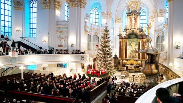 Weihnachtsgottesdienst im Hamburger Michel Weihnachtsgottesdienst im Hamburger Michel