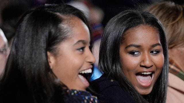 Malia (l) und Sasha Obama können die gemeinsame Zeit jetzt genießen.