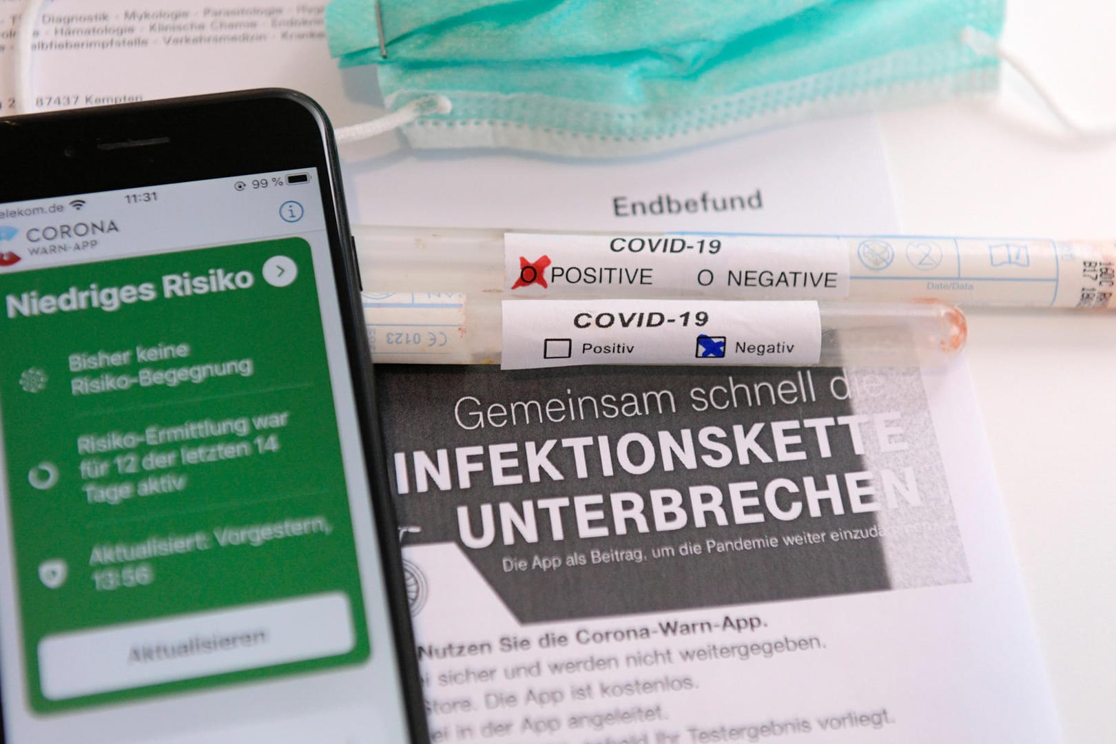 Digitale Hilfe bei der Pandemiebekämpfung: Die Corona-Warn-App soll schrittweise ergänzt werden, um ihren Nutzen zu erhöhen.