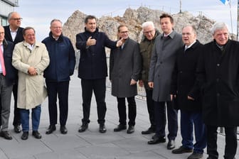 Ein Bild aus besseren Tagen: Treffen der Ministerpräsidenten im Oktober 2019 auf der Zugspitze.