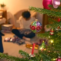 Am Mittwoch beraten Bund und Länder über Corona-Maßnahmen für Dezember: Es sind weitere Verschärfungen und ein Vorziehen der Weihnachtsferien geplant.