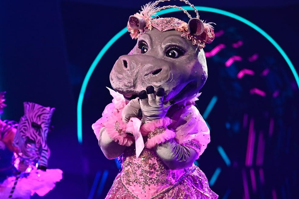 "The Masked Singer": Wer steckt im Nilpferd-Kostüm?