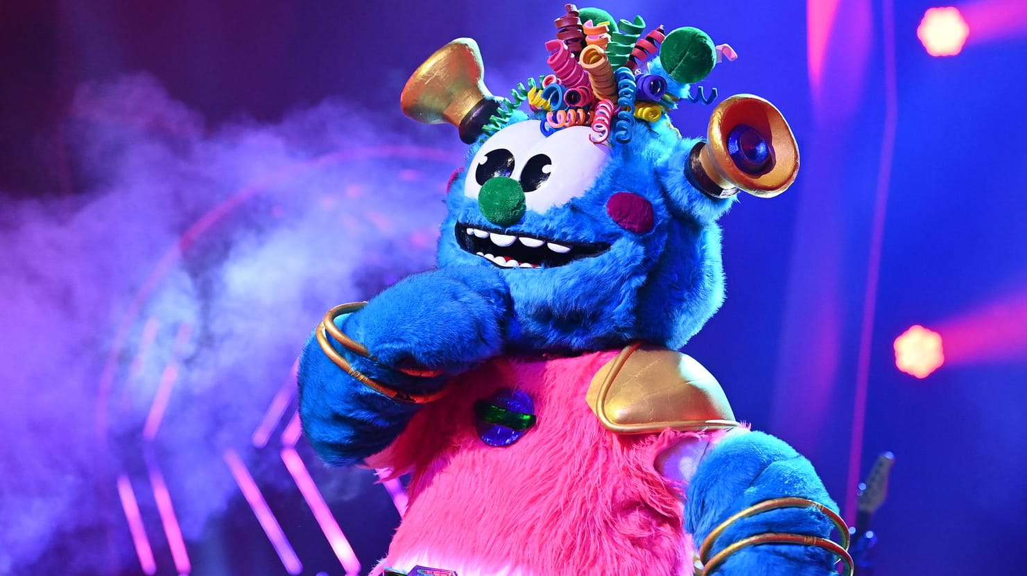 "The Masked Singer": Wer steckt im Alien-Kostüm?