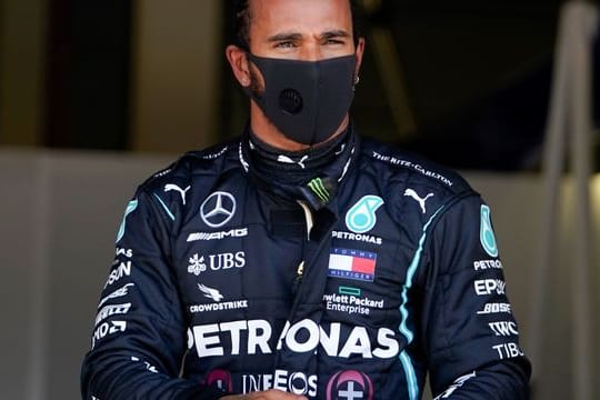 Sicherte sich seinen sechsten WM-Titel: Mercedes-Pilot Lewis Hamilton.