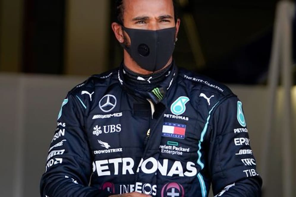 Sicherte sich seinen sechsten WM-Titel: Mercedes-Pilot Lewis Hamilton.