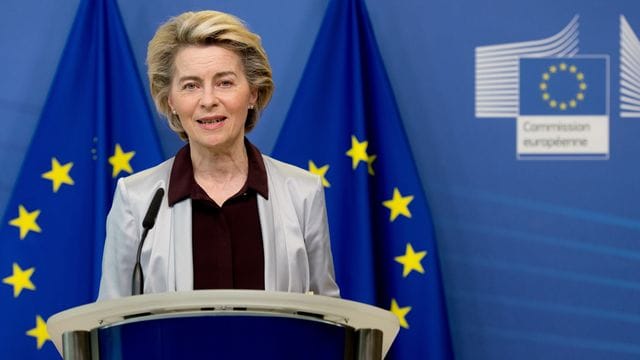 EU-Kommissionschefin Ursula von der Leyen sucht nach einer kreativen Lösung des Brexit-Streits. EU-Kommissionschefin Ursula von der Leyen sucht nach einer kreativen Lösung des Brexit-Streits.