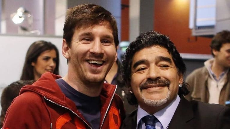 Lionel Messi (l.) und Diego Maradona: Zwei Fußball-Legenden Argentiniens.