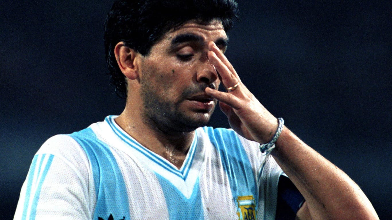 Diego Maradona: t-online-Leser teilen, was sie mit der Fußball-Legende verbinden.
