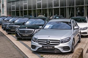 Mercedes: Der Autobauer ruft einige seiner Fahrzeuge jetzt zurück.