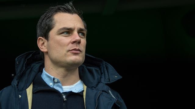 Wolfsburgs Sportdirektor Marcel Schäfer kann immer wieder aufkommende Diskussionen um eine fehlende Tradition beim VfL nicht verstehen. Wolfsburgs Sportdirektor Marcel Schäfer kann immer wieder aufkommende Diskussionen um eine fehlende Tradition beim VfL nicht verstehen.