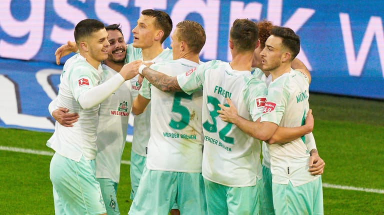 Werder Bremen gegen Regensburg