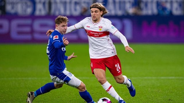 Der VfB verlängerte mit dem kroatischen U21-Nationalspieler Borna Sosa. Der VfB verlängerte mit dem kroatischen U21-Nationalspieler Borna Sosa.