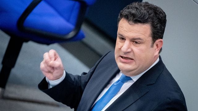 Arbeitsminister Hubertus Heil will gegen Billiglöhne in der Plattformökonomie angehen. Arbeitsminister Hubertus Heil will gegen Billiglöhne in der Plattformökonomie angehen.