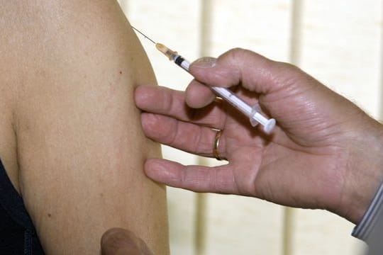 Im Dezember soll der erste Corona-Impfstoff zugelassen werden.