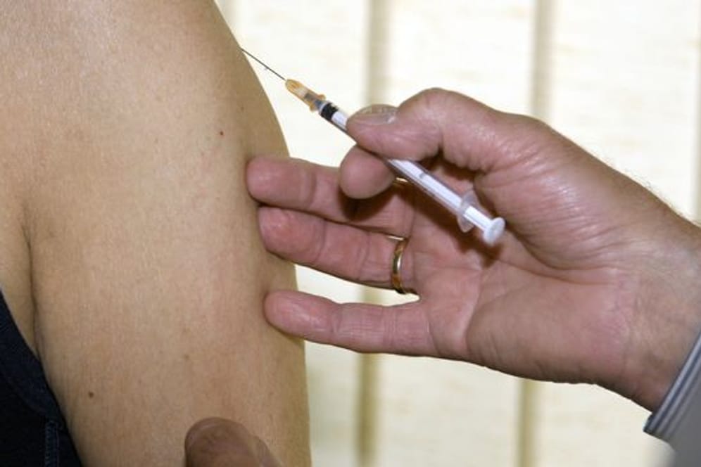 Im Dezember soll der erste Corona-Impfstoff zugelassen werden.