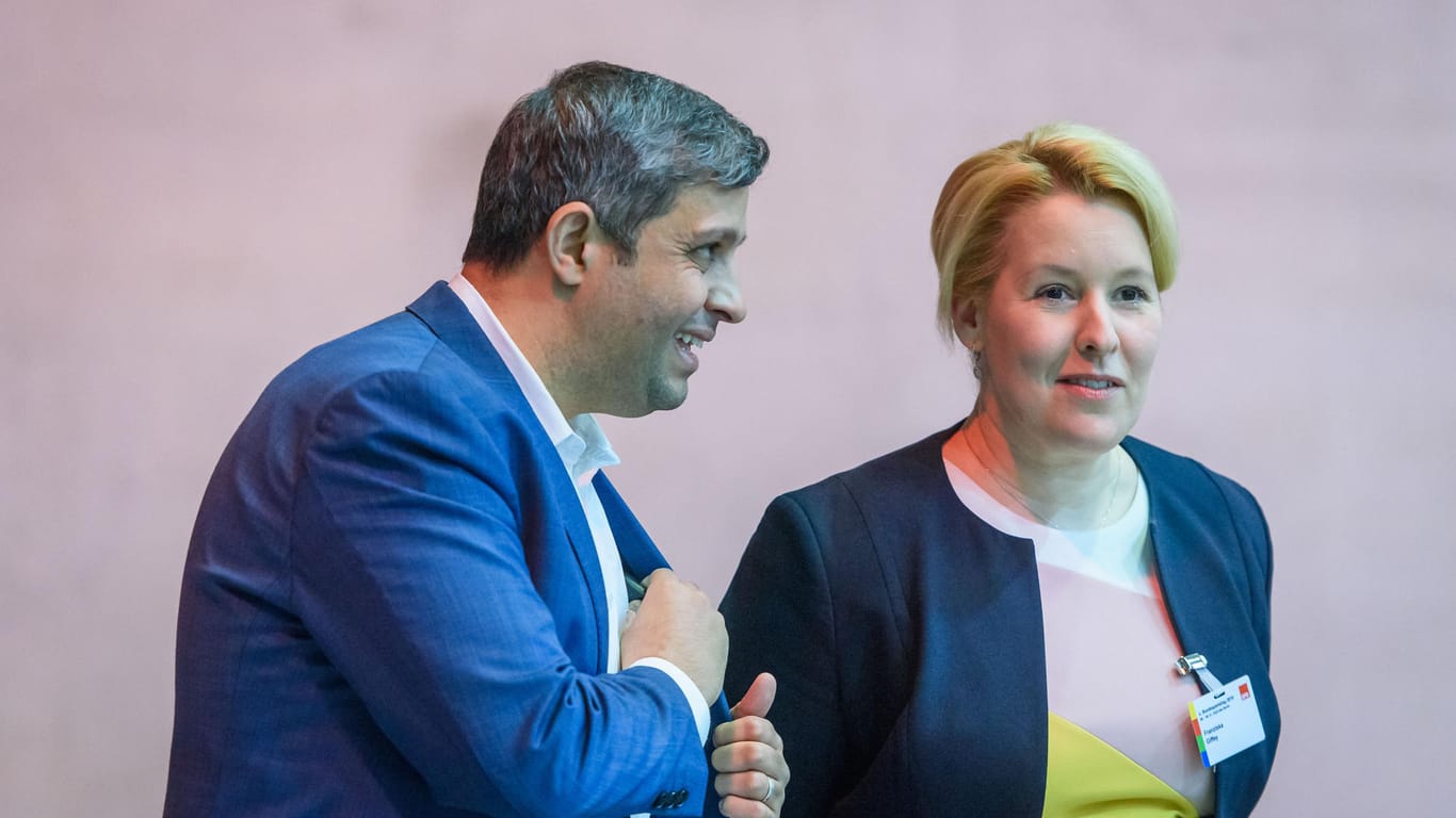 Franziska Giffey und Raed Saleh (Archivbild): Die Berliner SPD hat ihr neues Führungsduo gewählt.