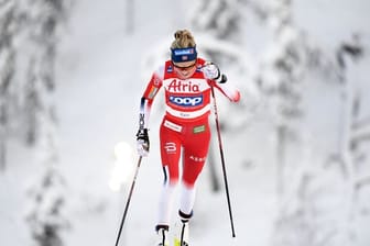 Norwegens Langlauf-Star Therese Johaug gewann in Ruka das Rennen über zehn Kilometer.