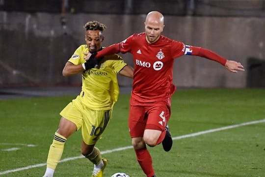 Hany Mukhtar (l) mischt mit Nashville die MLS auf.