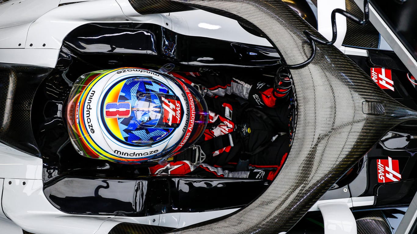 Grosjean im Hass vor dem Grand Prix in der Türkei vor zwei Wochen. Das Halo (schwarz) rettete ihm nun das Leben.