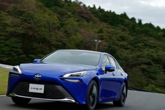 Generationswechsel des Mirai: Toyota hat das Design geändert, die Reichweite erhöht und den Preis gesenkt.