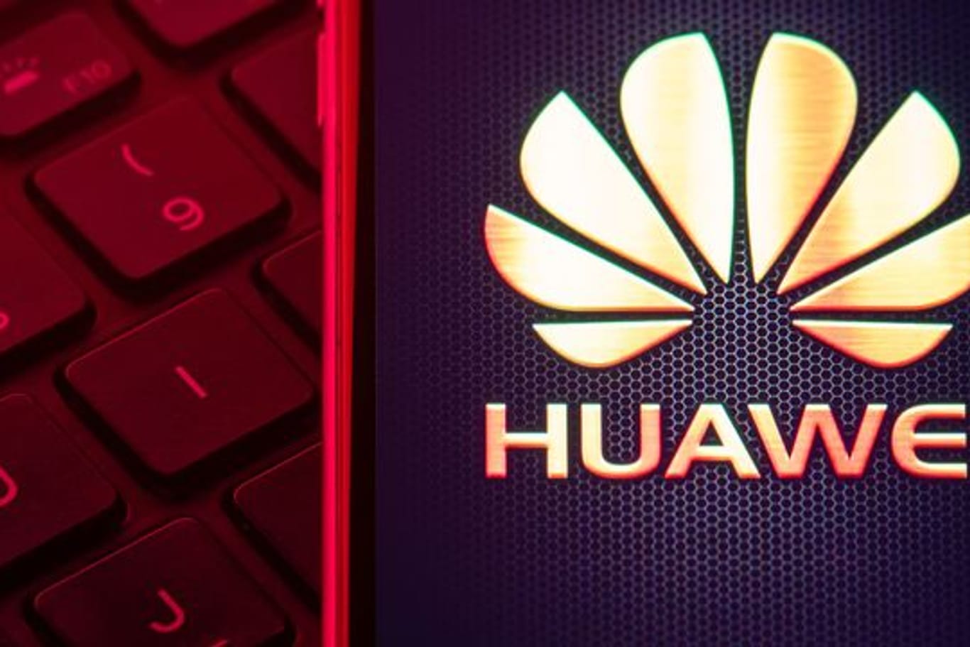 In britischen Telekommunikationsnetzen darf ab Herbst 2021 keine neue Technik des chinesischen Telekommunikationskonzerns Huawei verbaut werden.