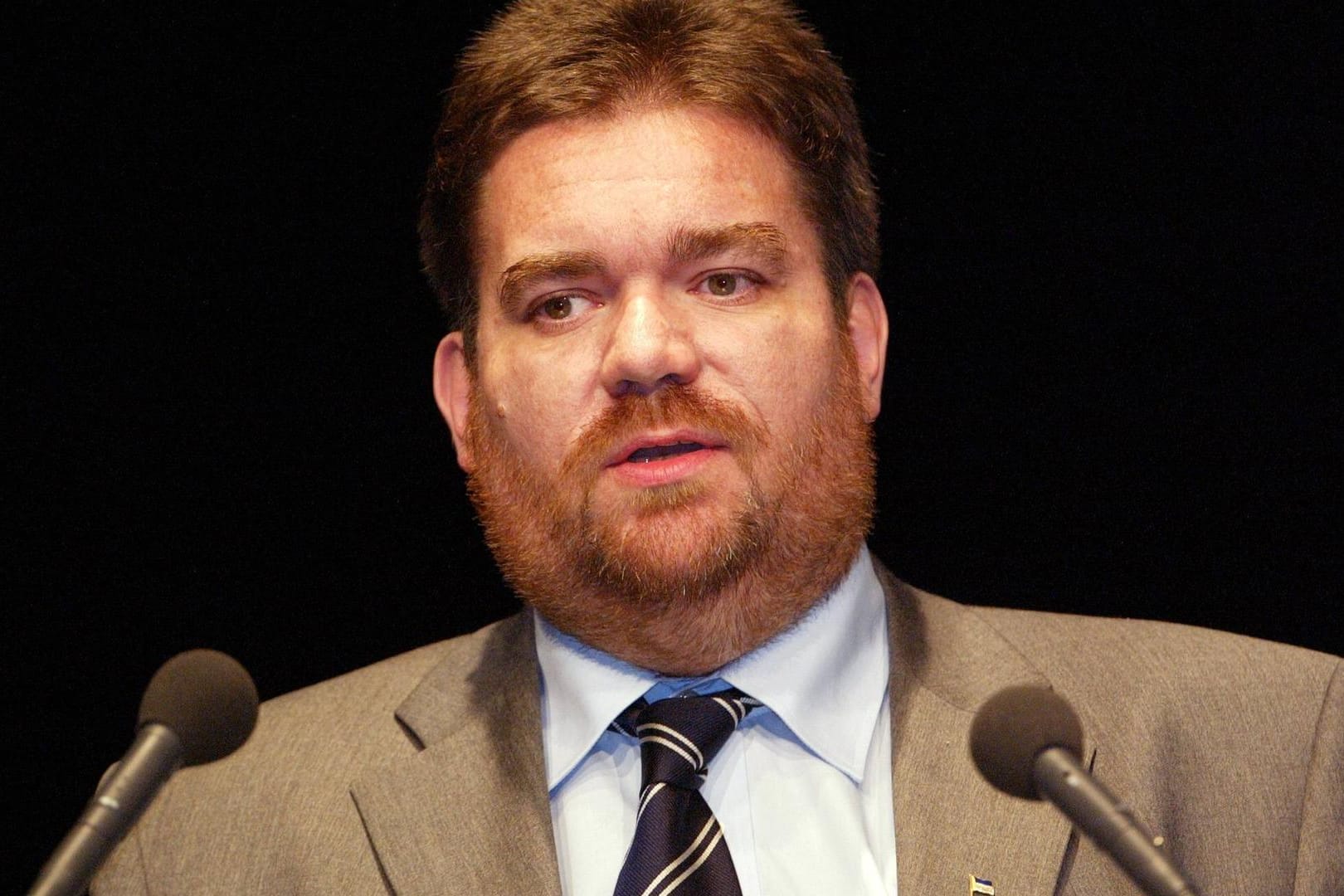 Michael Ottow, hier im Jahr 2003 bei der Hertha-Jahreshauptversammlung, ist tot.