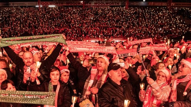 Das Weihnachtssingen im Stadion An der Alten Försterei fällt 2020 aus. Das Weihnachtssingen im Stadion An der Alten Försterei fällt 2020 aus.