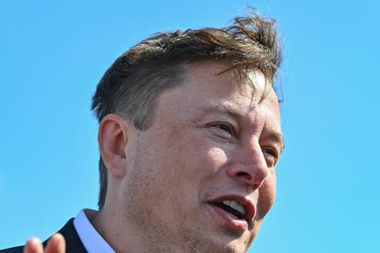 Tausendsassa Elon Musk: Der 49-Jährige ist nicht nur Chef von Tesla, sondern auch von SpaceX - und weiterer Unternehmen.