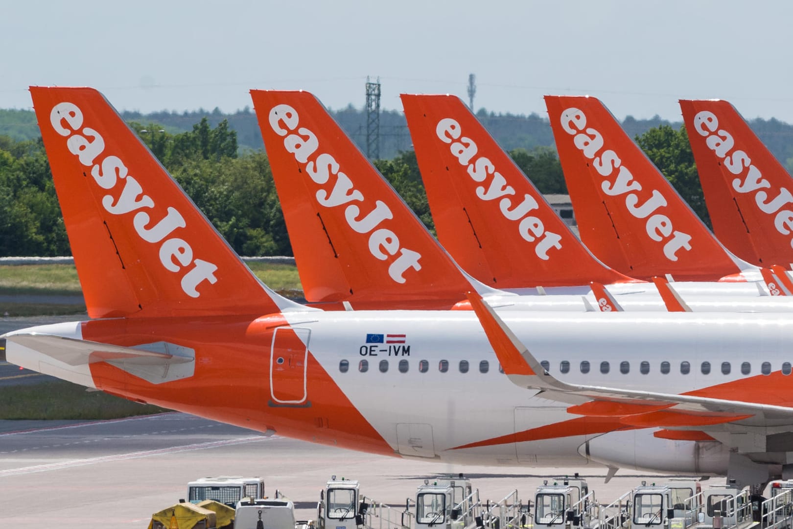 Easyjet: Bislang durften alle Easyjet-Fluggäste eine größere Tasche oder einen Rollkoffer mitnehmen.