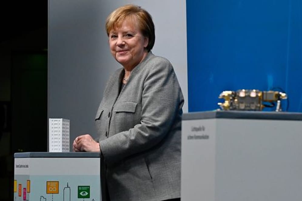 Bundeskanzlerin Angela Merkel beim Online-Digital-Gipfel der Bundesregierung im Kanzleramt.