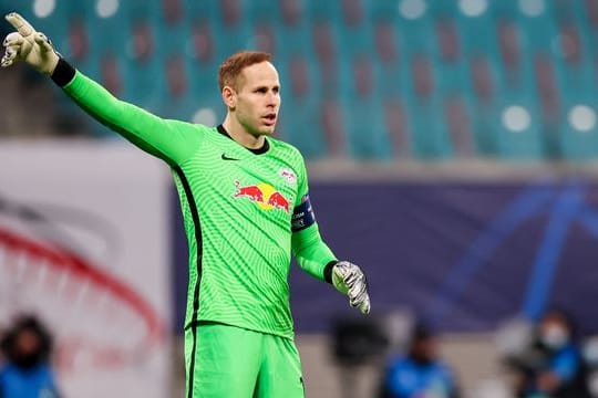 Peter Gulacsi hält einen Sieg mit RB Leipzig beim FC Bayern München für realistisch.