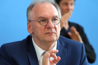 Sachsen-Anhalts Ministerpräsident Haseloff: Sein CDU-Landesverband ist gegen die Erhöhung der Rundfunkgebühren.