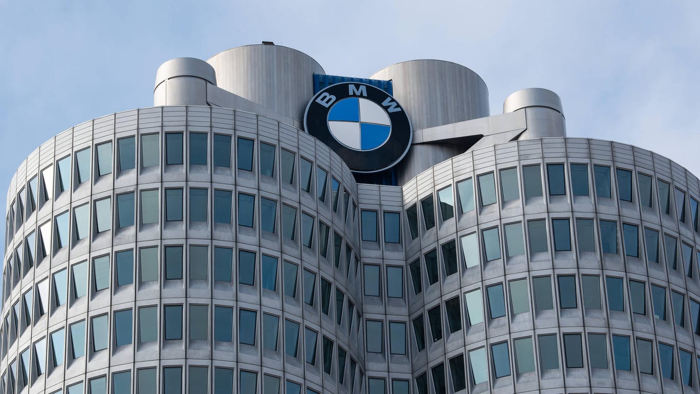 Die Firmenzentrale der BMW AG in München: das Unternehmen steigt aus der Formel E aus.
