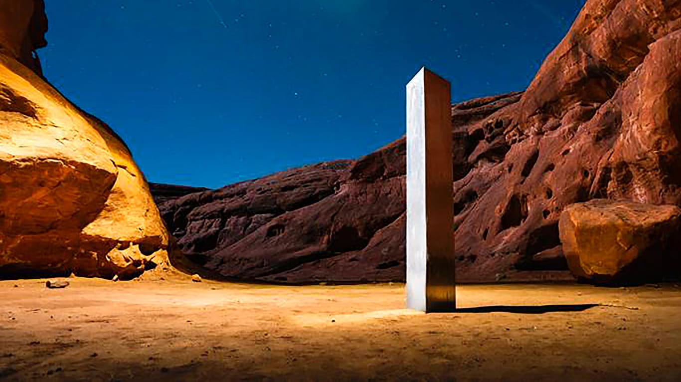 Ein Werk des US-Künstlers John McCracken? Die mysteriöse Metallsäule in der Wüste von Utah – ist inzwischen verschwunden.