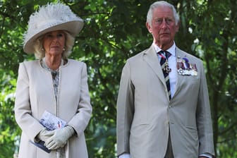 Herzogin Camilla und Prinz Charles: Die beiden haben nun ihre Twitter-Funktion eingeschränkt.