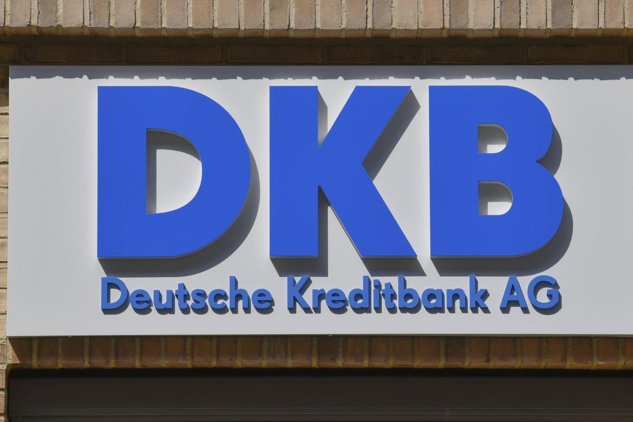 DKB-Logo (Symbolbild): Die Direktbank verlangt aktuell eine neue Vertragszustimmung.