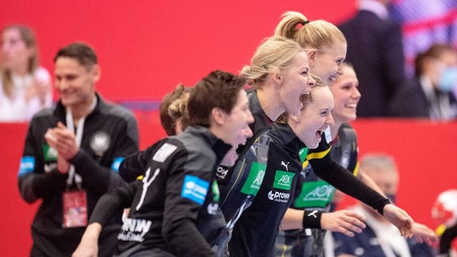 Die DHB-Frauen hatten das Auftaktspiel bei der EM mit 22:19 gegen Rumänien gewonnen.