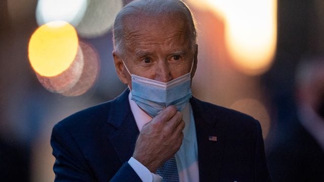 Will die Amerikaner dazu aufrufen, 100 Tage lang Masken in der Öffentlichkeit zu tragen: Der gewählte Präsident (President-elect) Joe Biden. Will die Amerikaner dazu aufrufen, 100 Tage lang Masken in der Öffentlichkeit zu tragen: Der gewählte Präsident (President-elect) Joe Biden.