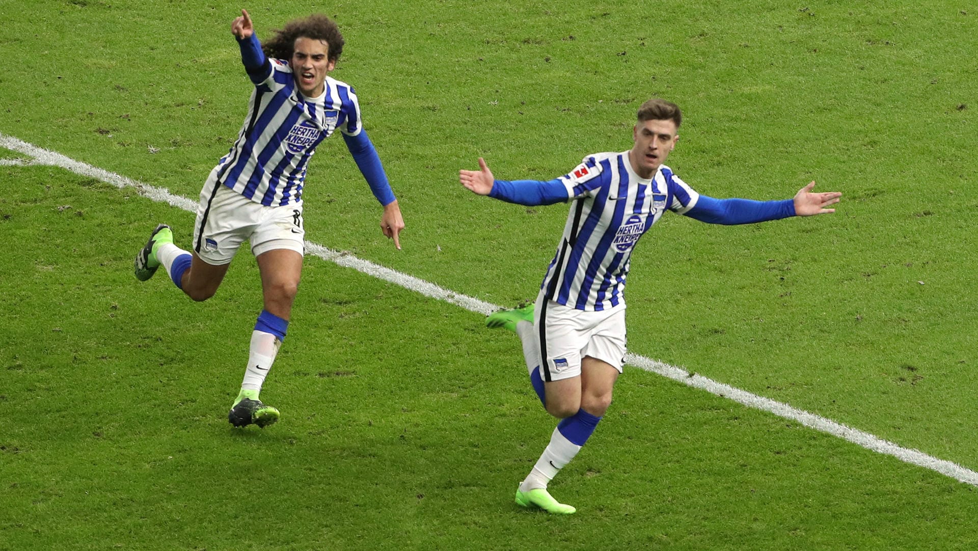 Jubel nach dem 2:1 gegen Union: Hertha BSC hat das Stadtderby der Berliner gewonnen. Jubel nach dem 2:1 gegen Union: Hertha BSC hat das Stadtderby der Berliner gewonnen.
