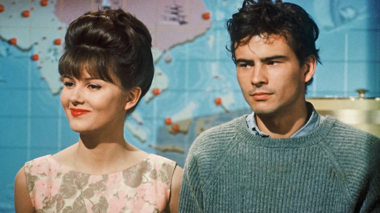 Pamela Tiffin und Horst Buchholz 1961 in "Eins, zwei, drei".
