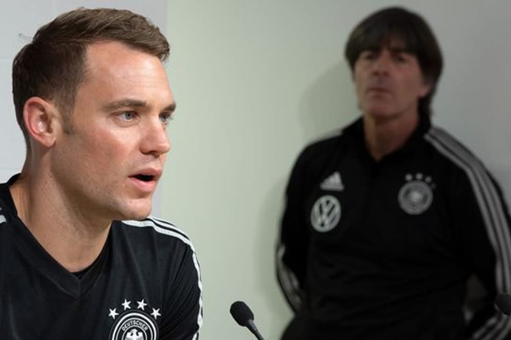 Begrüßt die Entscheidung des DFB am Bundestrainer Löw festzuhalten: National-Torhüter Manuel Neuer.
