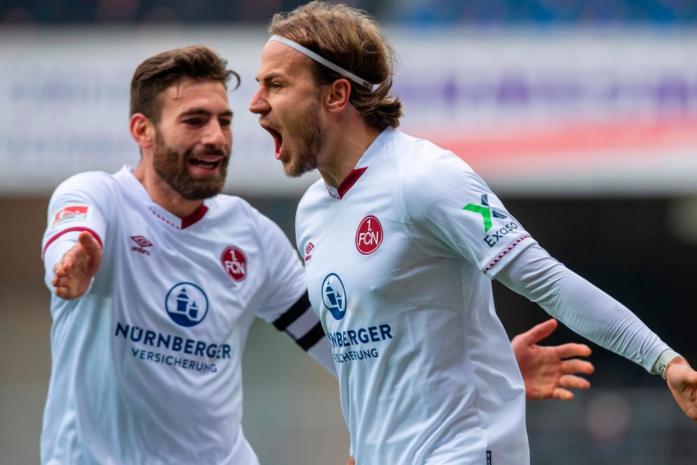 2. Bundesliga: Der 1. FC Nürnberg siegte verdient in Paderborn.
