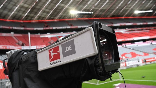 Die Clubs wollen erfahren, mit welchen Beträgen aus der TV-Vermarktung sie in den kommenden vier Jahren ungefähr rechnen können. Die Clubs wollen erfahren, mit welchen Beträgen aus der TV-Vermarktung sie in den kommenden vier Jahren ungefähr rechnen können.