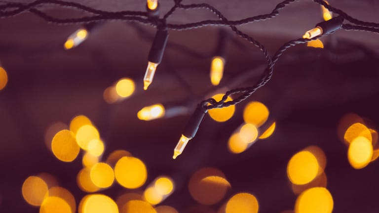 Lichterkette: Wie viel Strom verbraucht die Weihnachtsbeleuchtung wirklich?