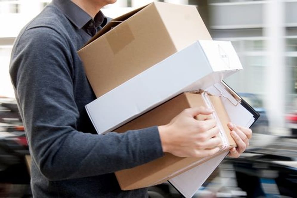 Bestellung ins Büro: Zu viele Pakete an Empfang oder in der Poststelle können den Betriebsablauf stören.