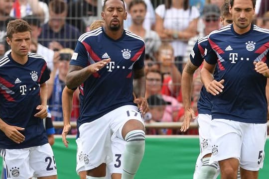 Löw sieht "im Moment" keine Veranlassung für eine Rückkehr der Ex-Weltmeister Thomas Müller (l-r) Jérôme Boateng und Mats Hummels.